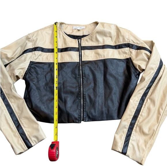 Cloud Ten Women’s Size M Cropped Racer Jacket Black Tan Faux Leather Moto Baddie - Picture 12 of 16